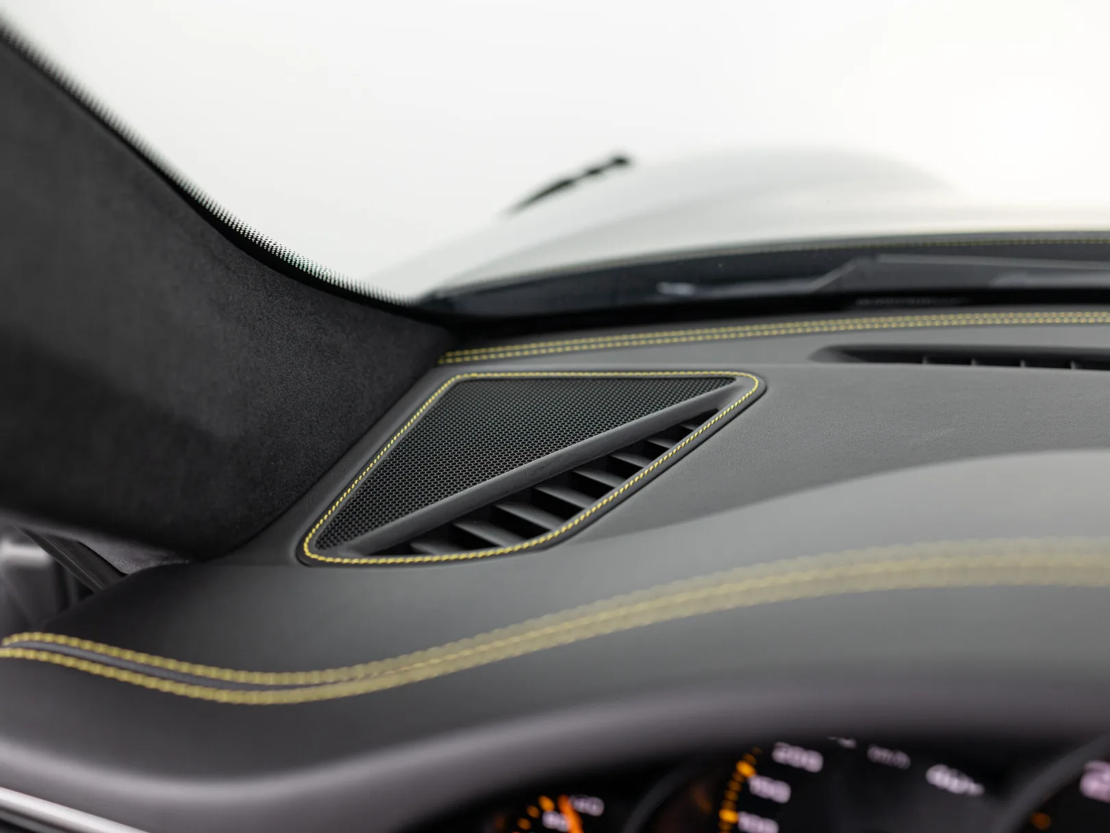 Porsche 911 GT2 991, 2019 — экстерьер, фото 14