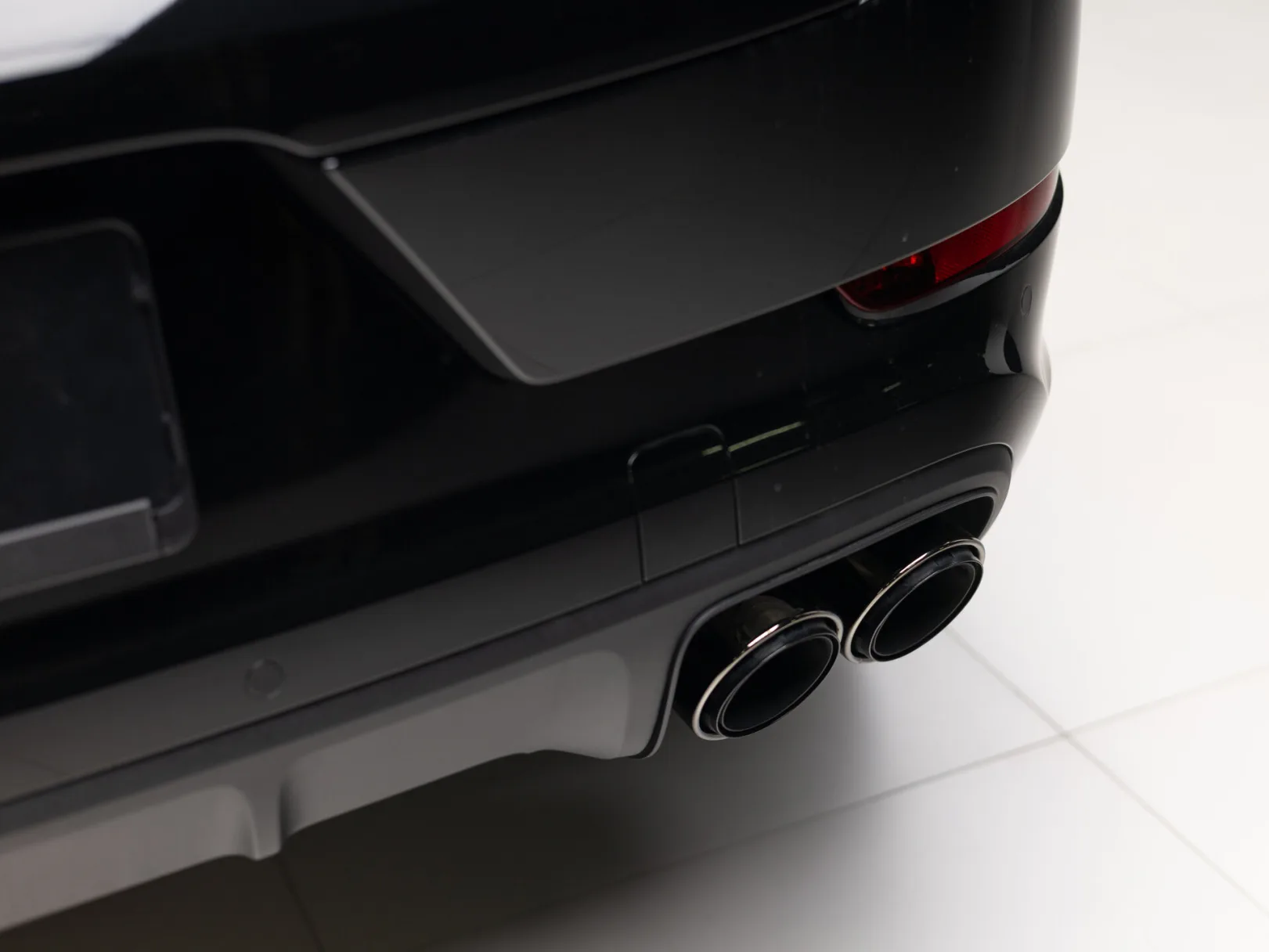 Porsche Cayenne E-Hybrid Coupé III Рестайлинг, 2026 — экстерьер, фото 38