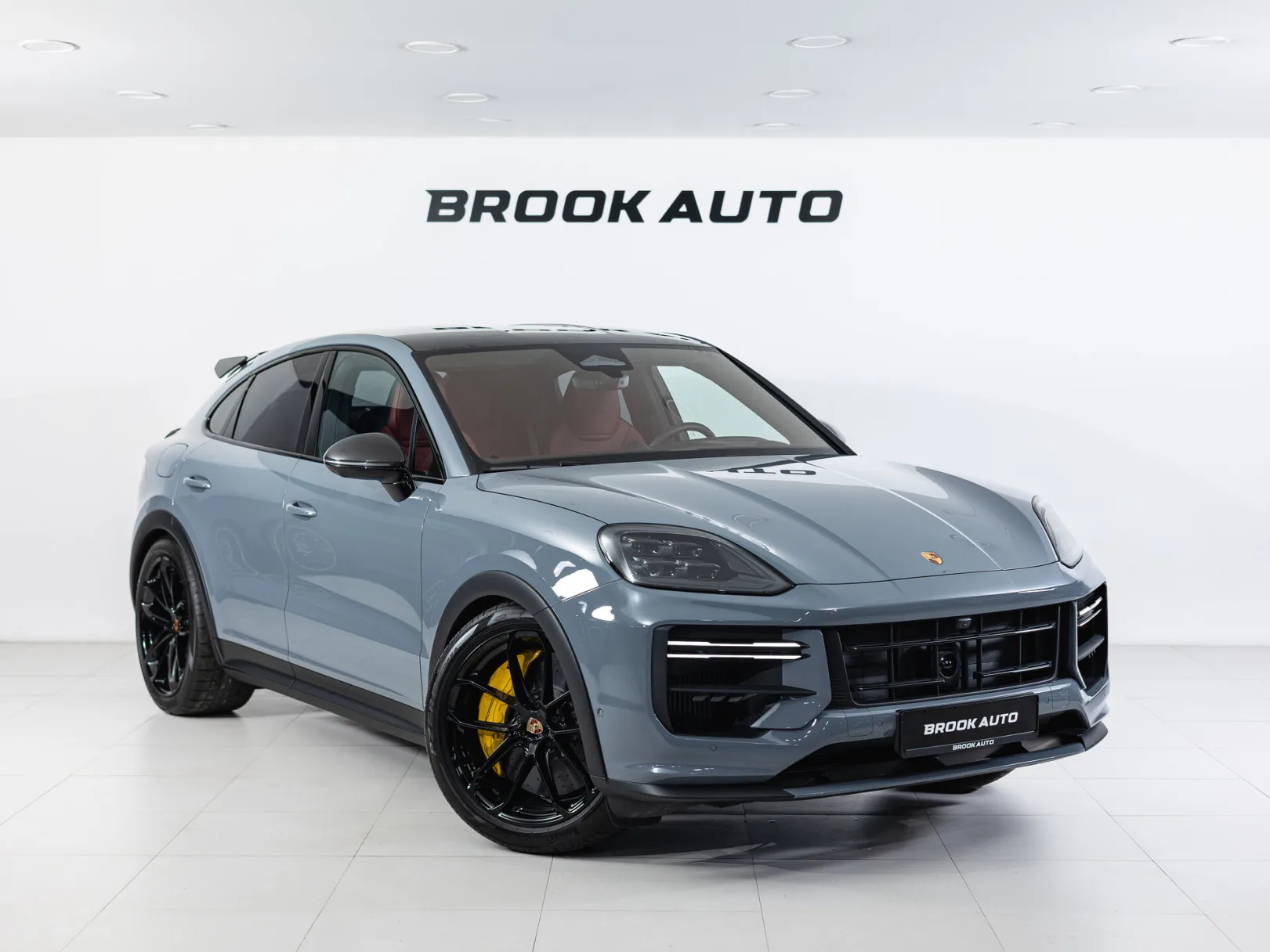 Porsche Cayenne Turbo GT III Рестайлинг, 2026 — экстерьер, фото 3