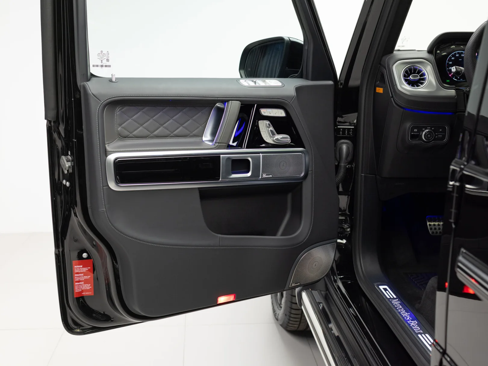 Mercedes-Benz G-Класс G 450 d AMG Line III (W465) Рестайлинг, 2026 — экстерьер, фото 8