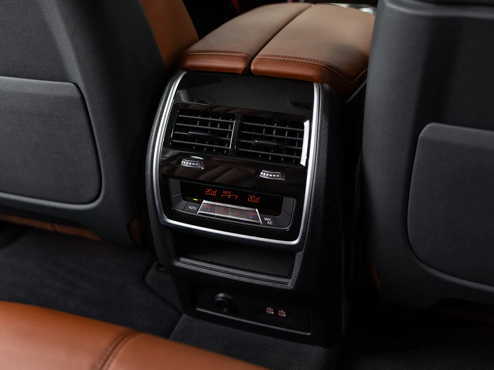BMW X5 xDrive40i IV (G05/G18) Рестайлинг, 2026 — экстерьер, фото 27