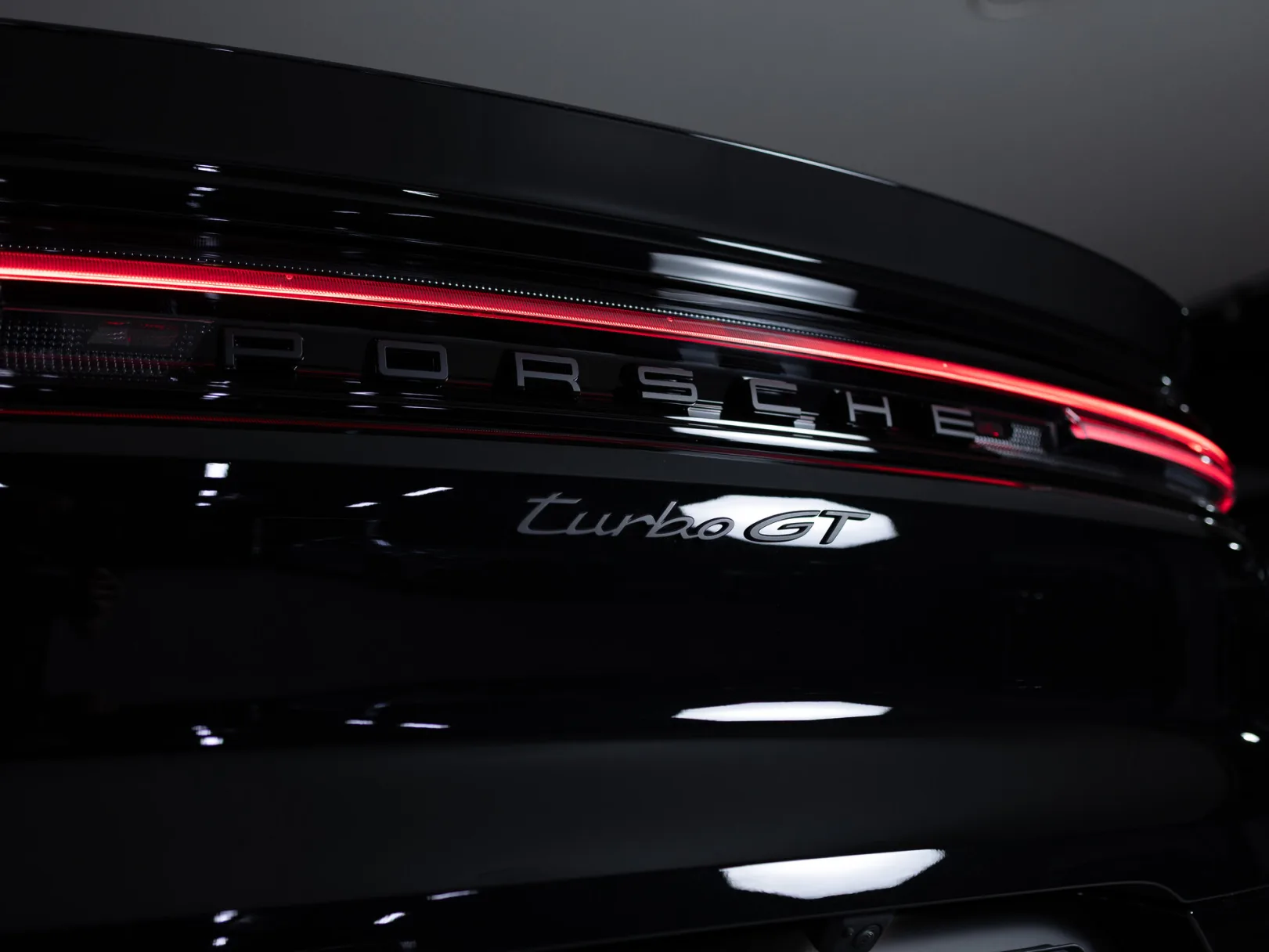 Porsche Cayenne Turbo GT III Рестайлинг, 2026 — экстерьер, фото 36