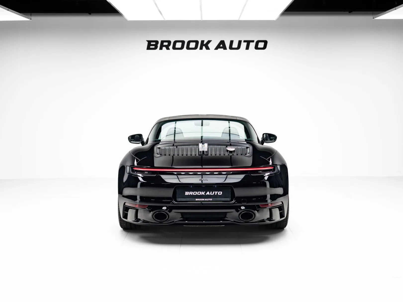 Porsche 911 Edition 50 Years Porsche Design VIII (992), 2022 — экстерьер, фото 8