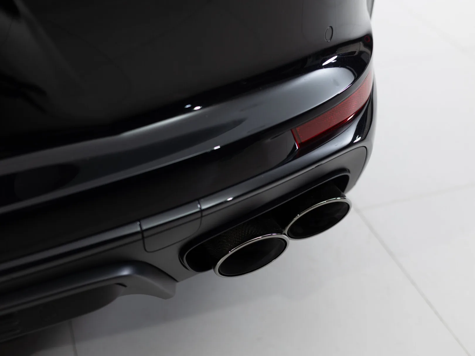 Porsche Panamera 4 III, 2026 — экстерьер, фото 34