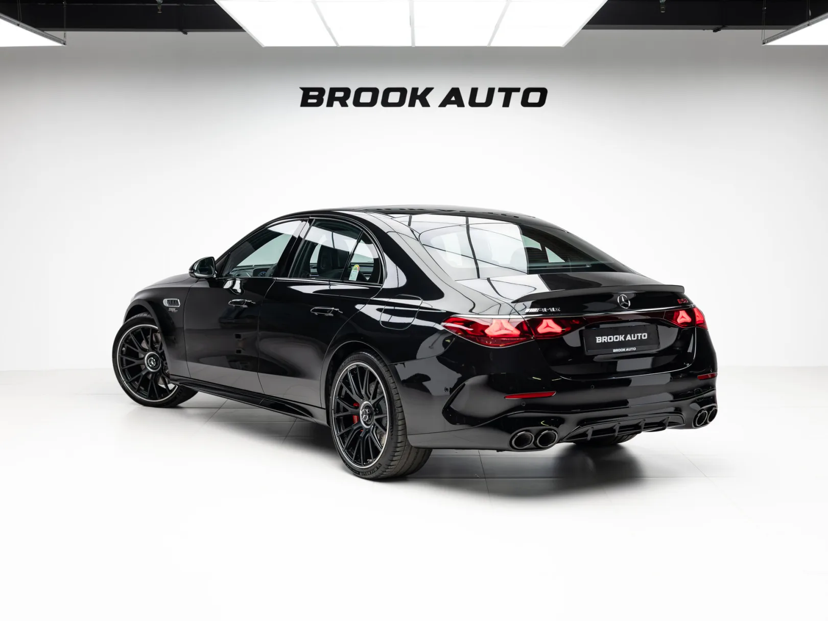 Mercedes-Benz E-Класс AMG E 53 4MATIC+ VI (W214), 2026 — экстерьер, фото 6
