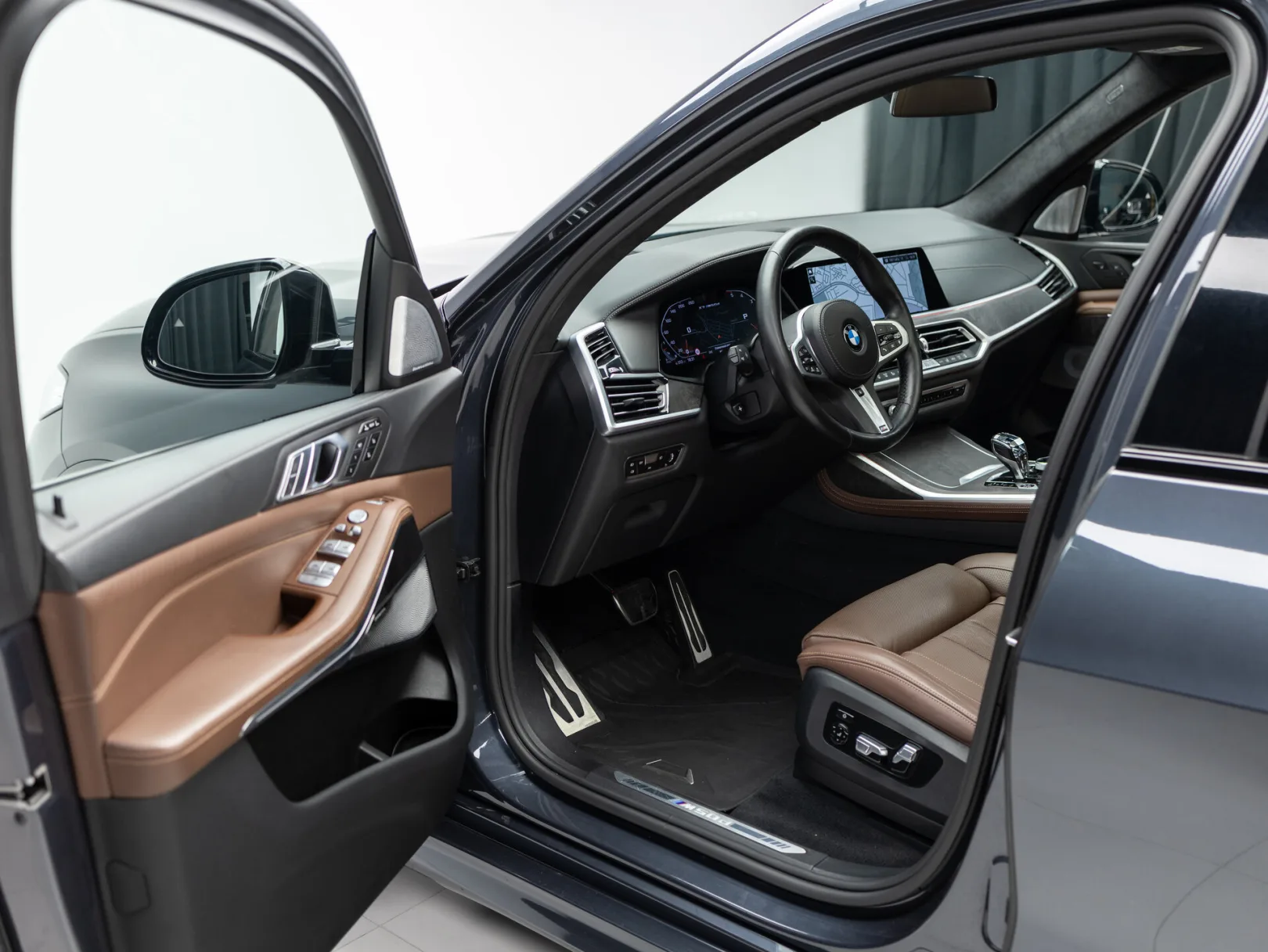 BMW X7 M50d I (G07), 2021 — экстерьер, фото 7