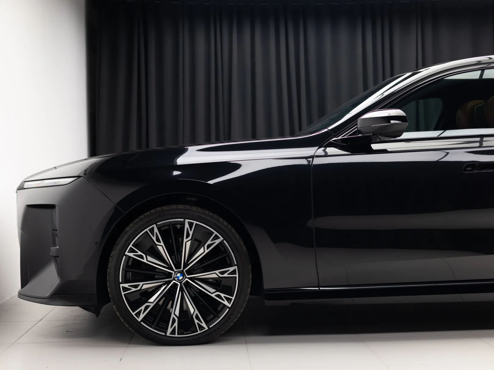 BMW 7 серии 740 xDrive VII (G70) Рестайлинг, 2026 — экстерьер, фото 40