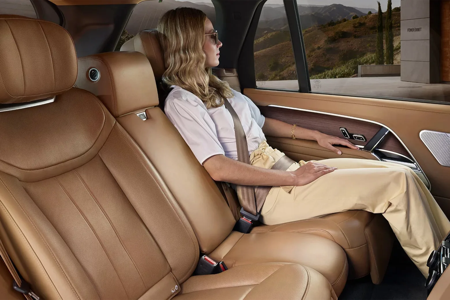 Land Rover Range Rover D350 Autobiography, 2026 — интерьер, фото 7