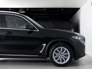 BMW X5 xDrive40i IV (G05/G18) Рестайлинг, 2026 — экстерьер, фото 32