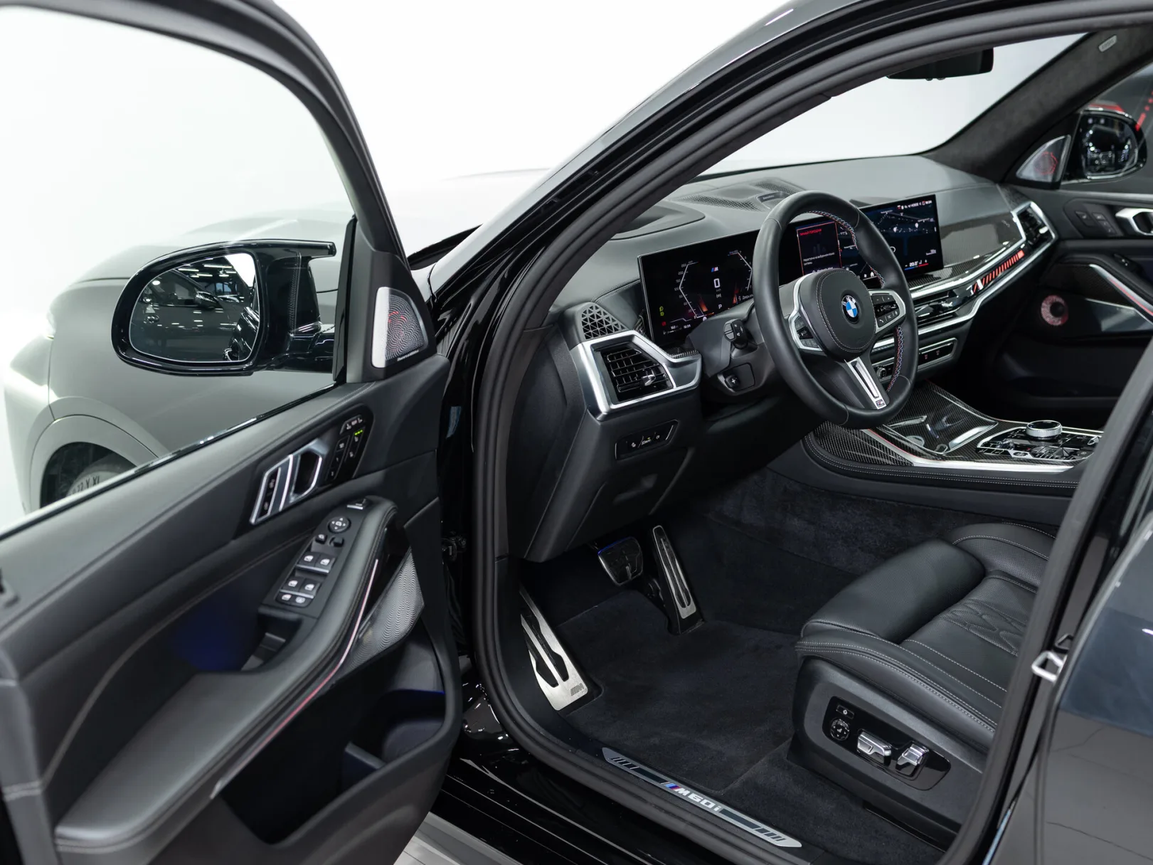BMW X7 M60i xDrive Sport Pro I (G07) Рестайлинг, 2025 — экстерьер, фото 7