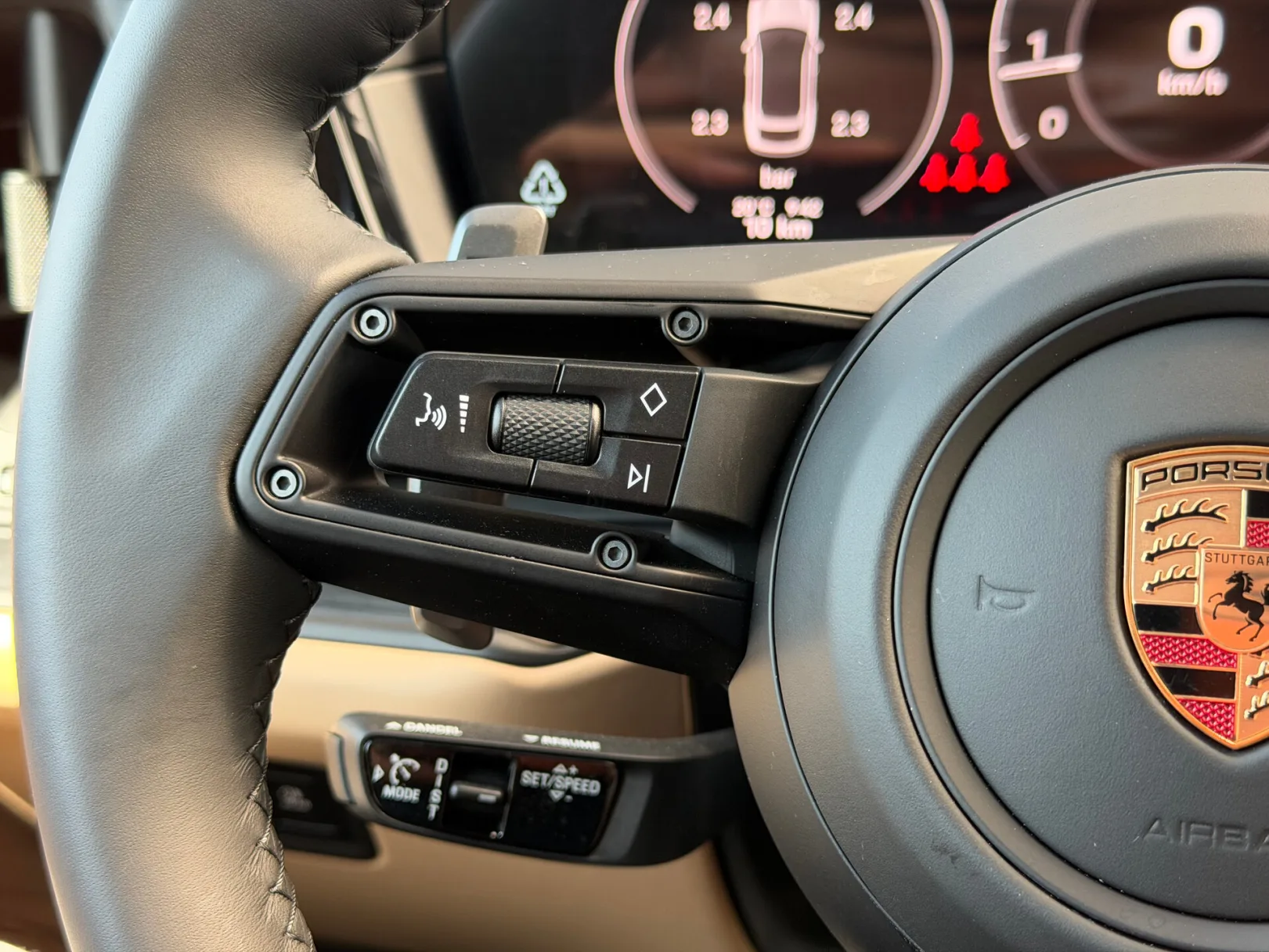 Porsche Cayenne Coupé III Рестайлинг, 2026 — экстерьер, фото 16