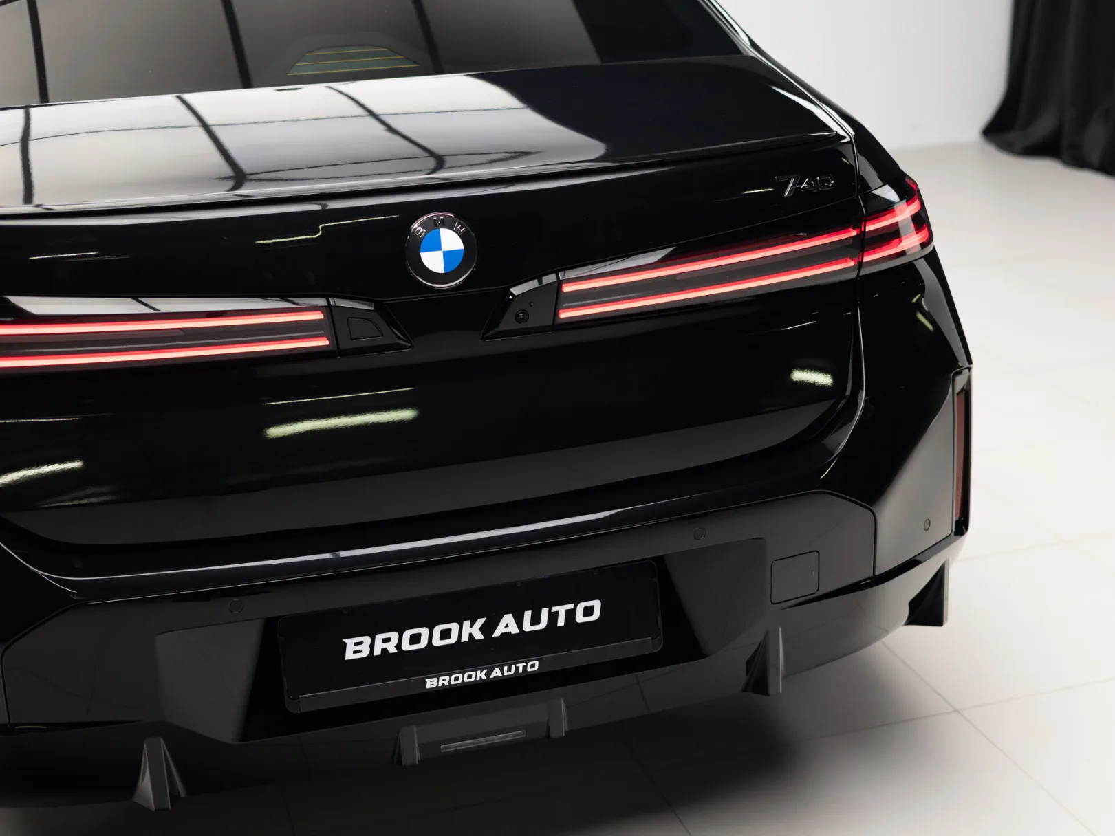 BMW 7 серии 740 xDrive VII (G70) Рестайлинг, 2026 — экстерьер, фото 37
