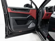Porsche Cayenne Turbo GT III Рестайлинг, 2026 — экстерьер, фото 8