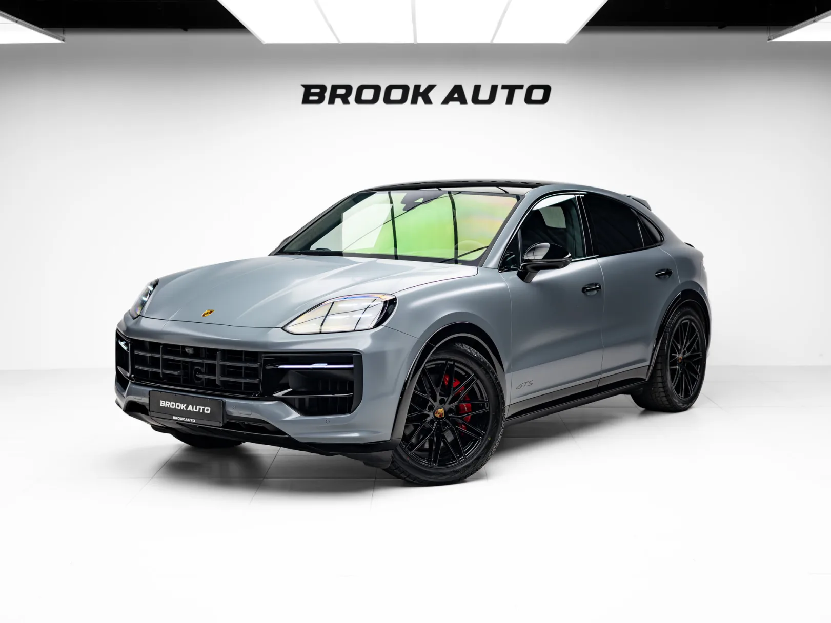 Porsche Cayenne GTS Coupé III Рестайлинг, 2025 — экстерьер, фото 1