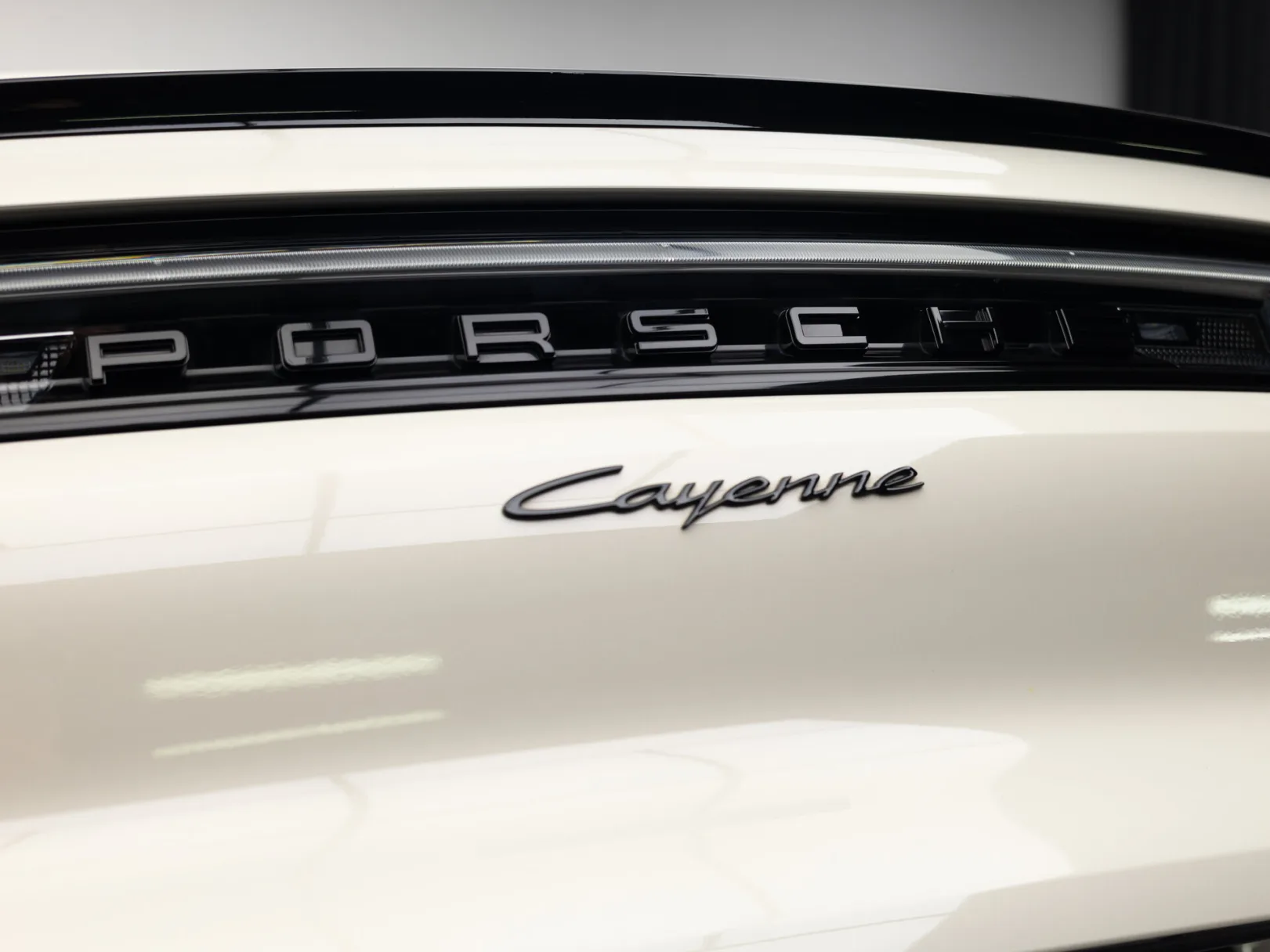 Porsche Cayenne Coupé III Рестайлинг, 2024 — экстерьер, фото 37