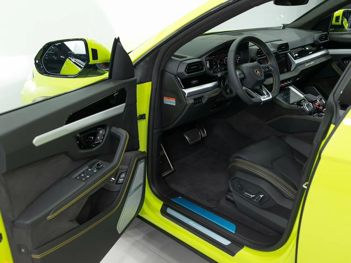 Lamborghini Urus SE I Рестайлинг, 2025 — экстерьер, фото 7