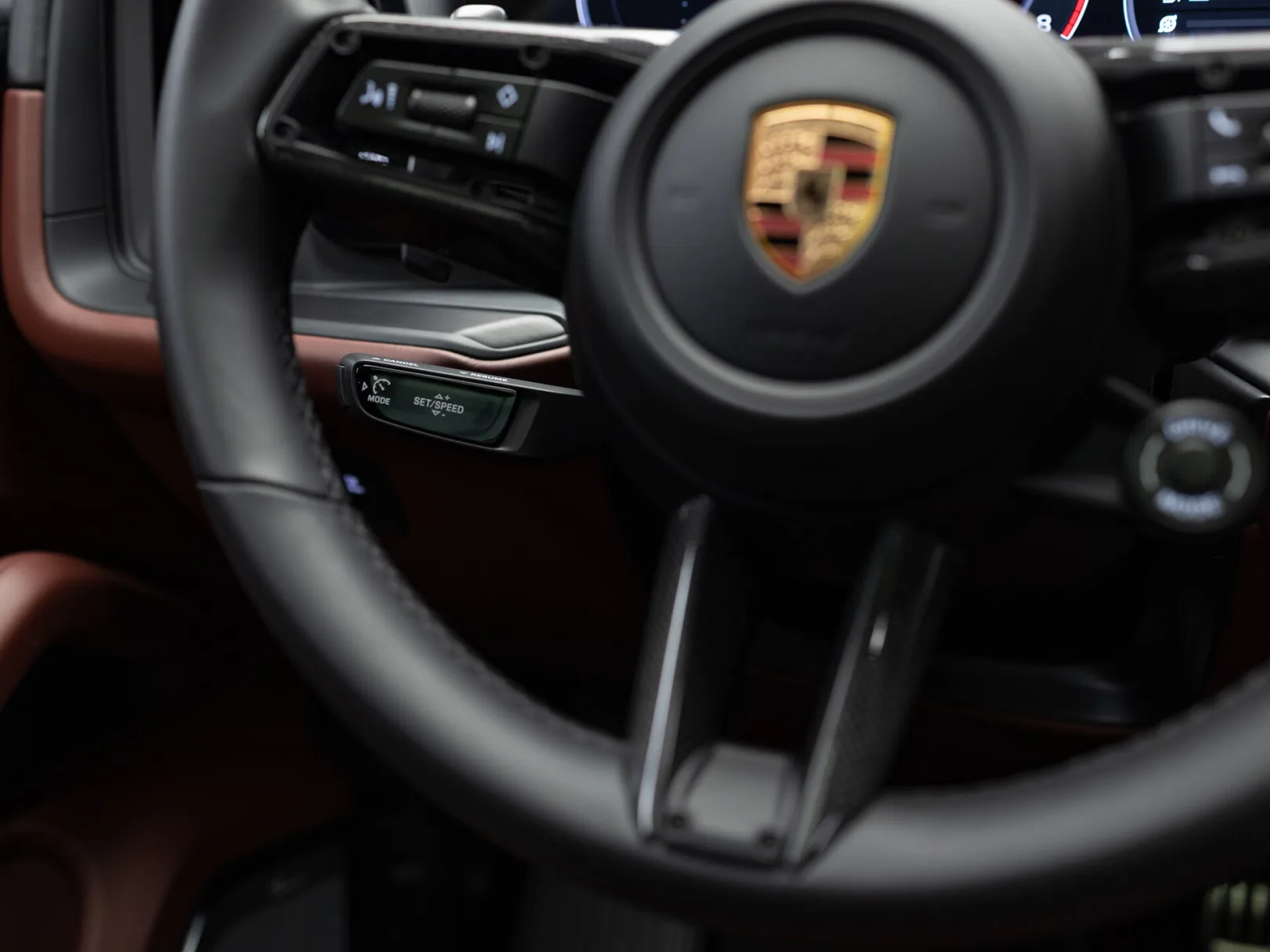 Porsche Cayenne GTS III Рестайлинг, 2026 — экстерьер, фото 18