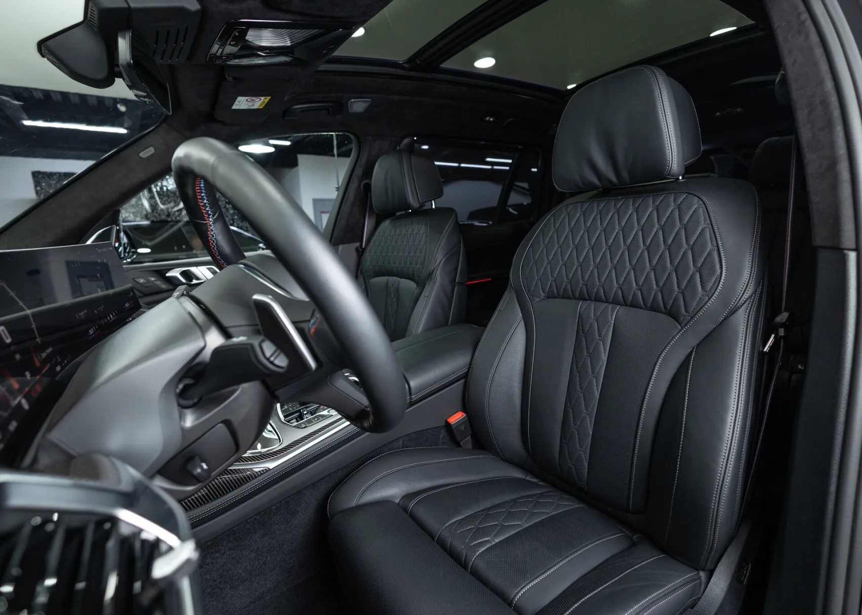 BMW X7 M60i xDrive Sport Pro I (G07) Рестайлинг, 2025 — экстерьер, фото 11