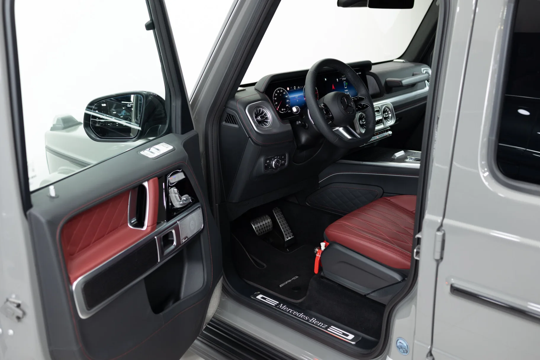 Mercedes-Benz G-Класс G 450 d AMG Line III (W465) Рестайлинг, 2026 — экстерьер, фото 7