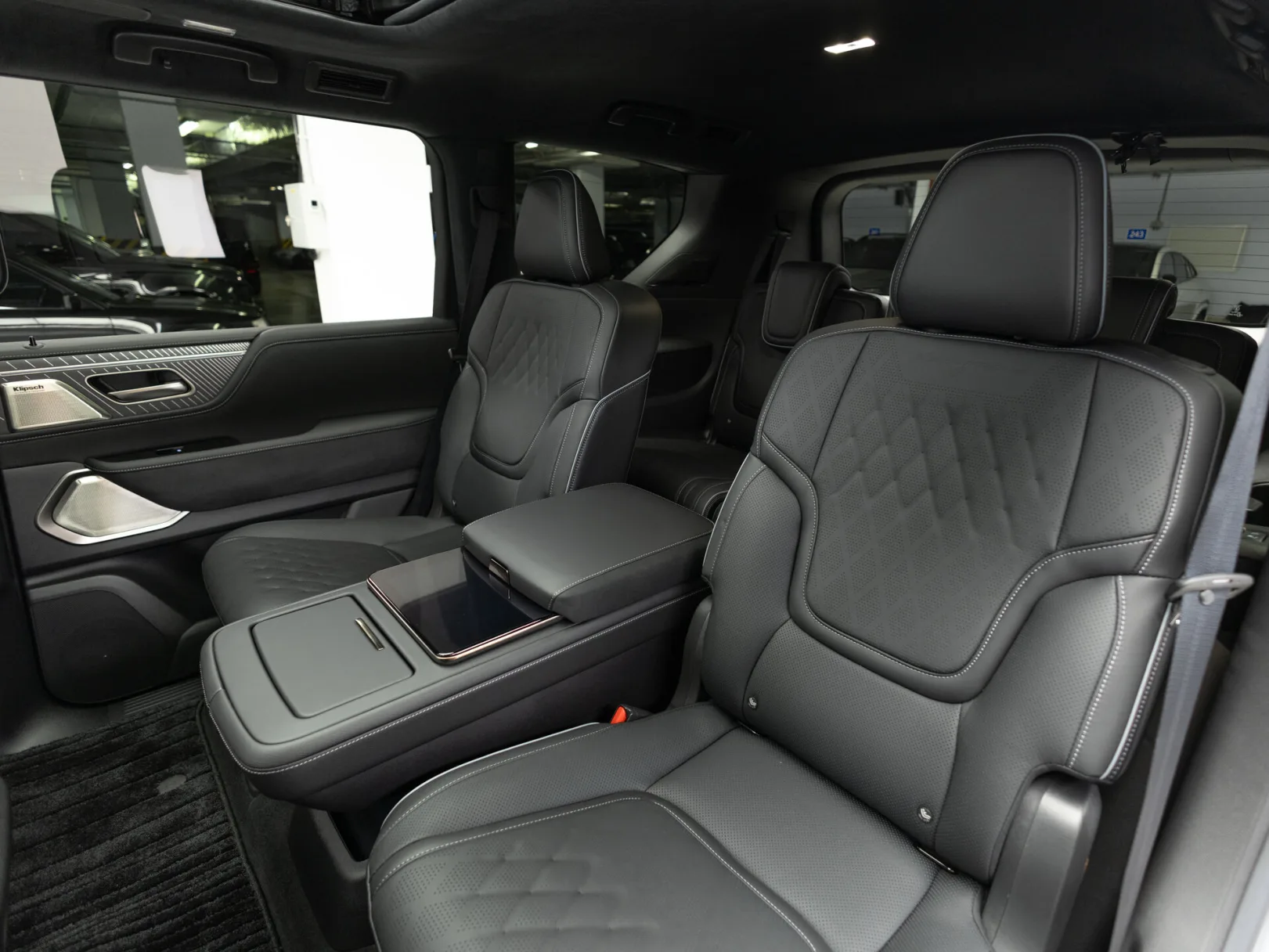 Infiniti QX80 Autograph II, 2025 — экстерьер, фото 31