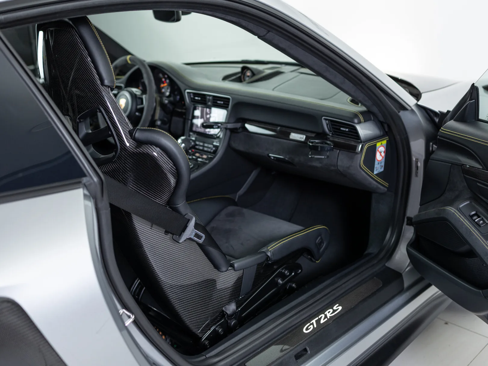 Porsche 911 GT2 991, 2019 — экстерьер, фото 22