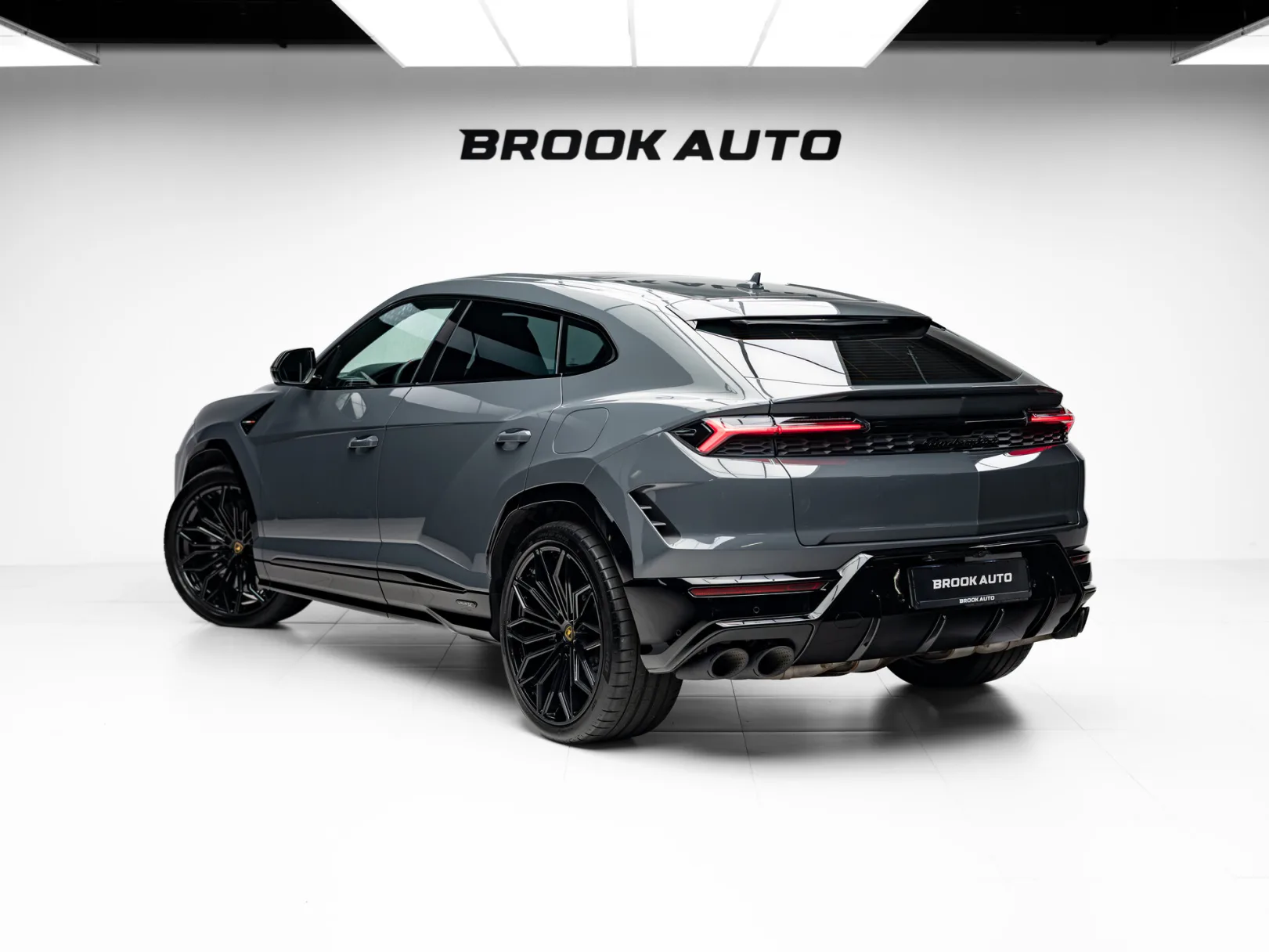 Lamborghini Urus SE I Рестайлинг, 2025 — экстерьер, фото 6