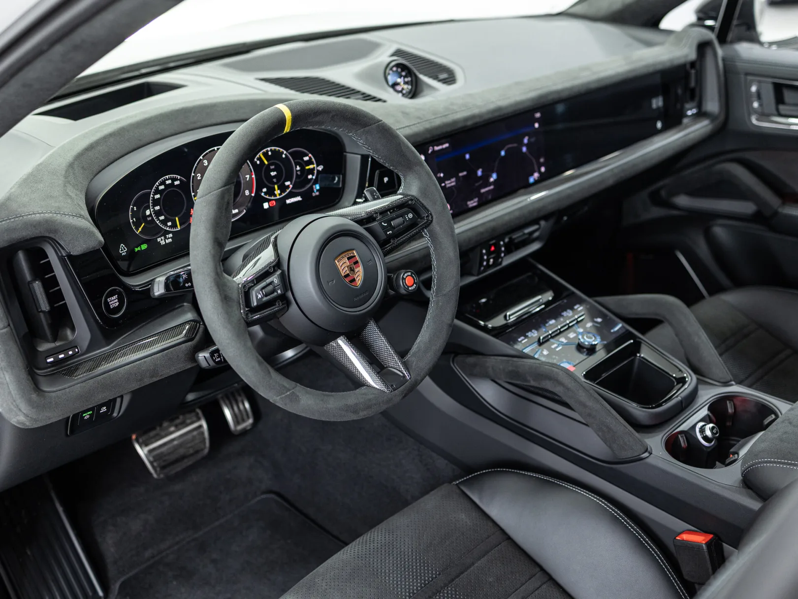 Porsche Cayenne Turbo GT III Рестайлинг, 2025 — экстерьер, фото 10