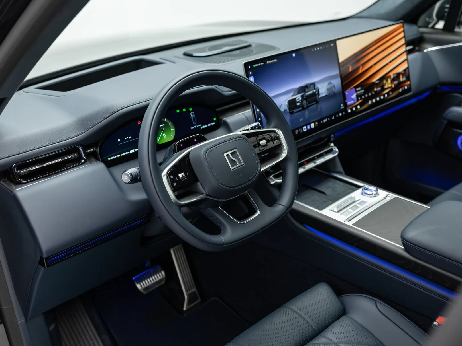 Zeekr 9X Max (6 seats) I, 2026 — экстерьер, фото 10