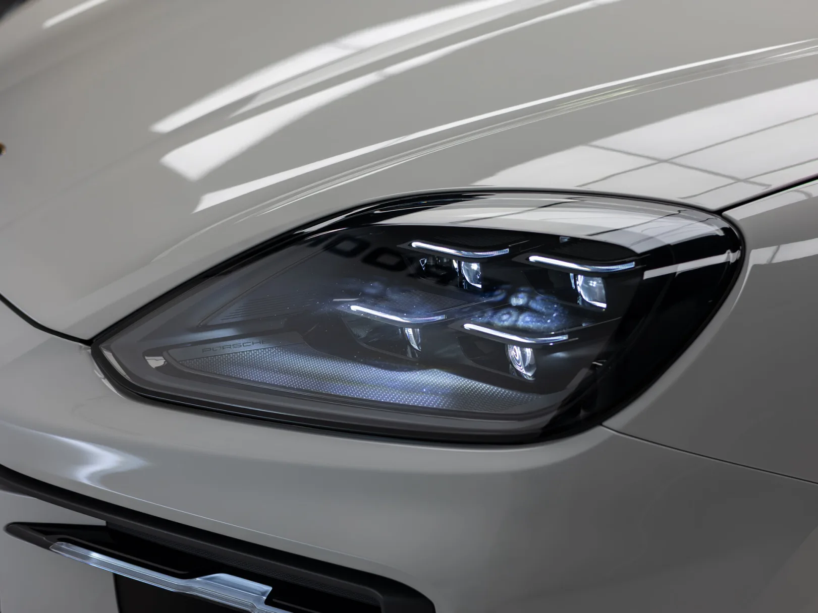 Porsche Cayenne Coupé III Рестайлинг, 2026 — экстерьер, фото 32
