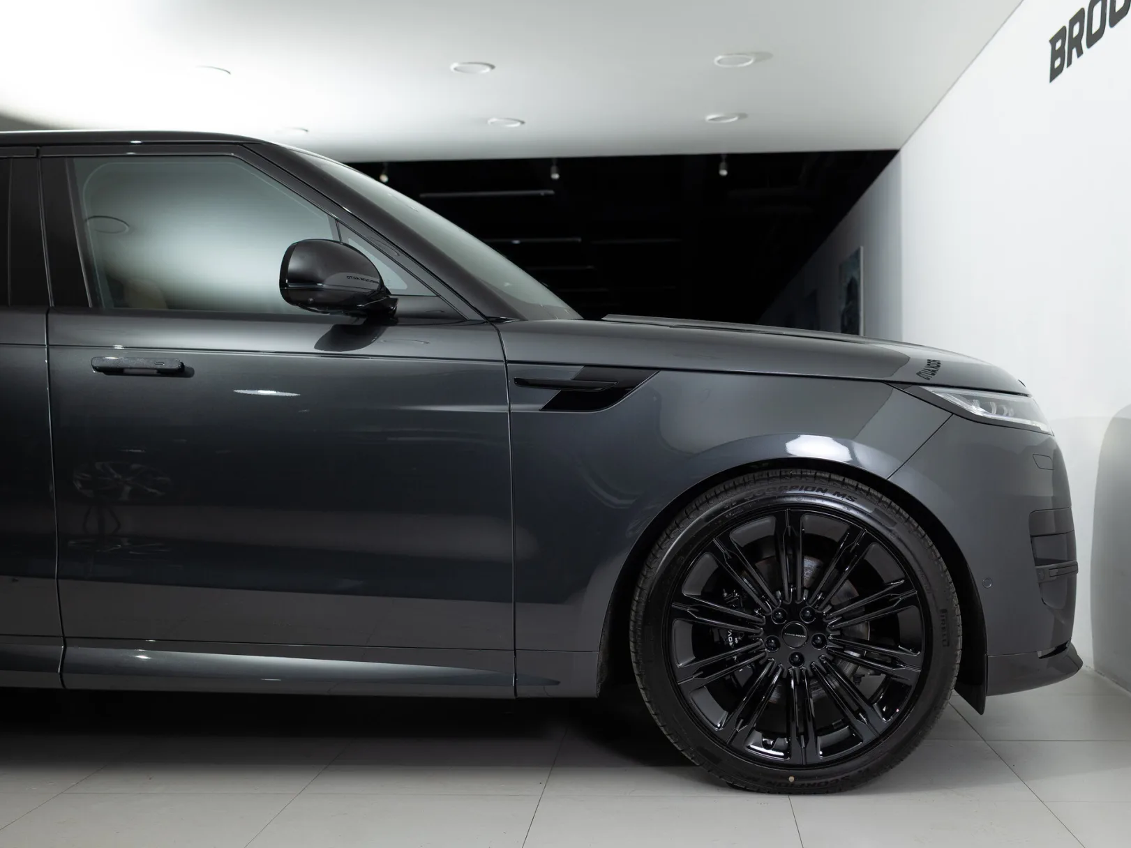 Land Rover Range Rover Sport Dynamic HSE III, 2026 — экстерьер, фото 35