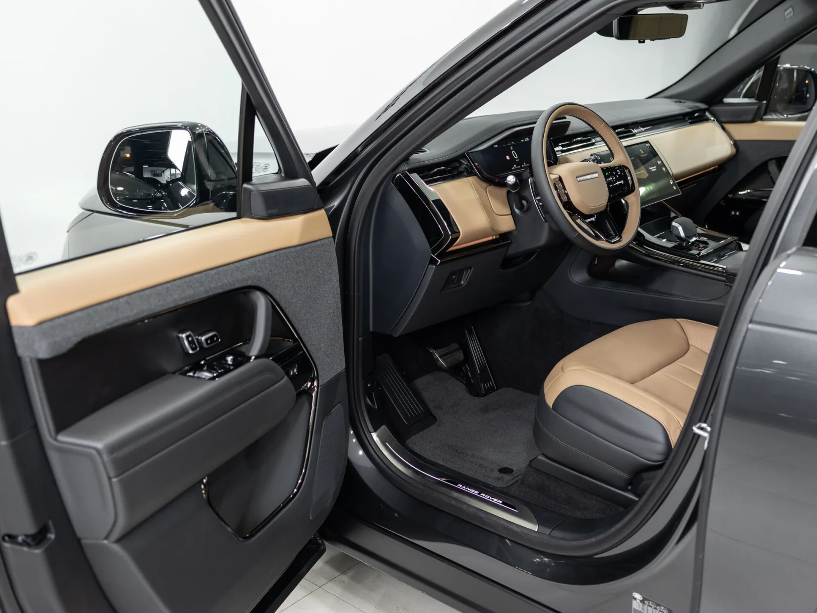 Land Rover Range Rover Sport Dynamic HSE III, 2026 — экстерьер, фото 7