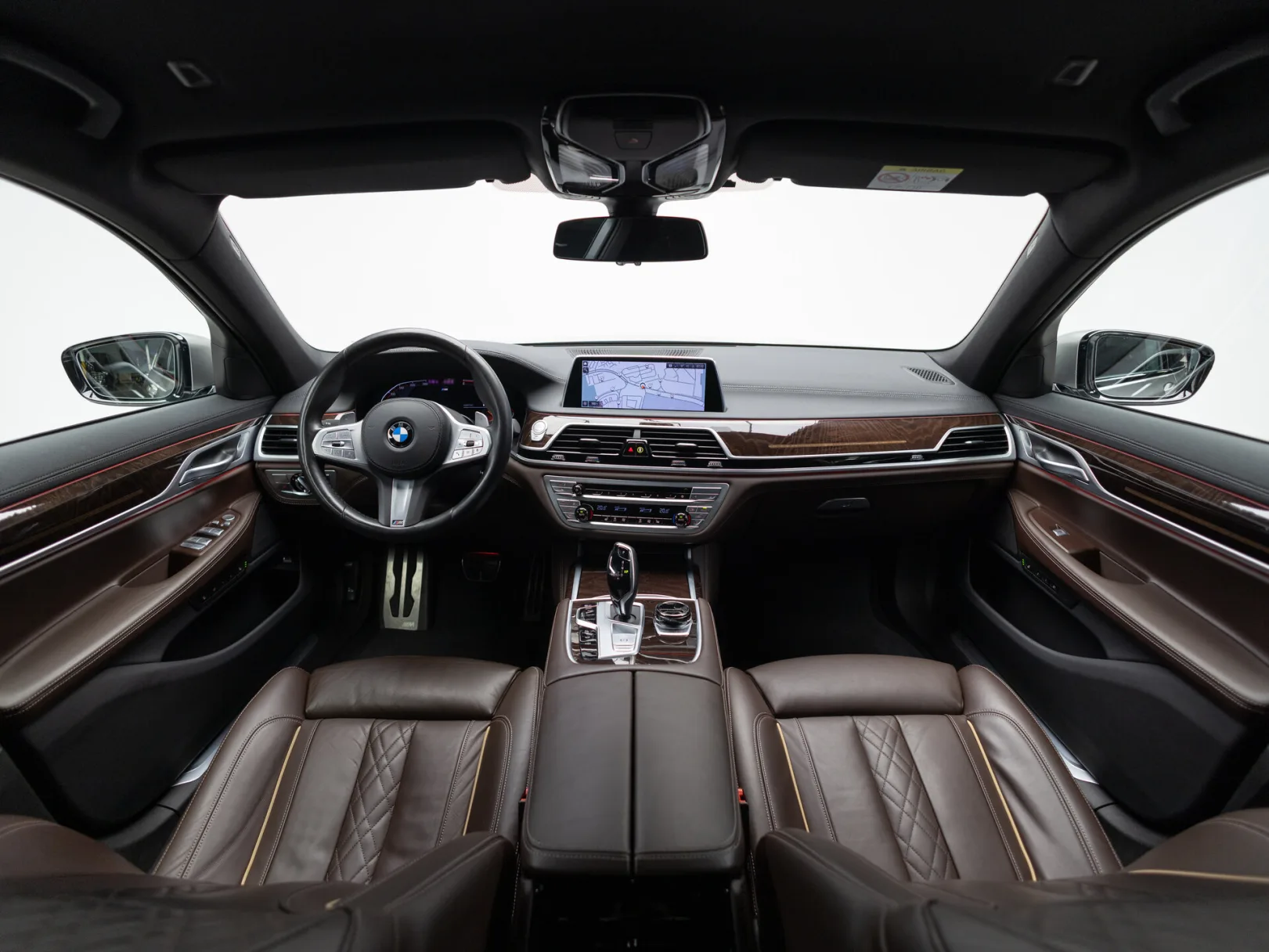 BMW 7 серии VI (G11/G12) Рестайлинг, 2020 — экстерьер, фото 27