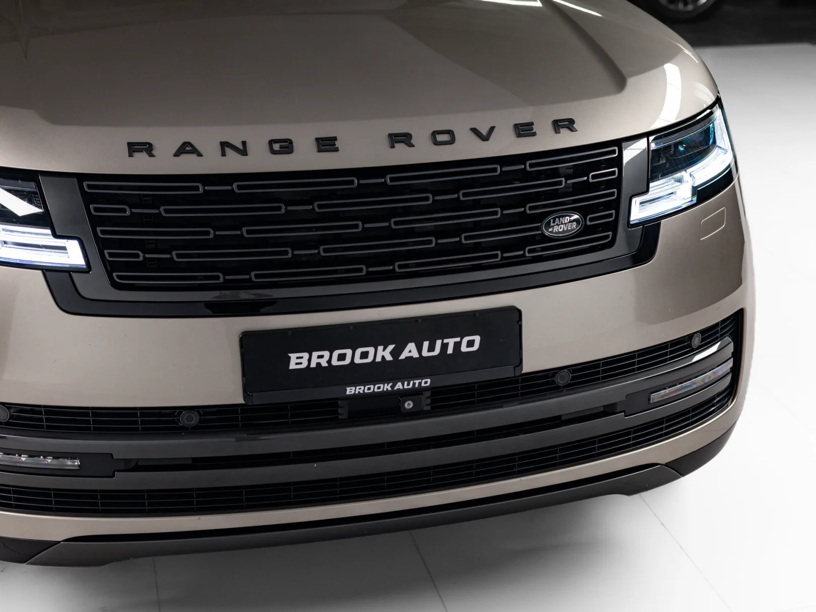 Land Rover Range Rover First Edition V, 2023 — экстерьер, фото 38
