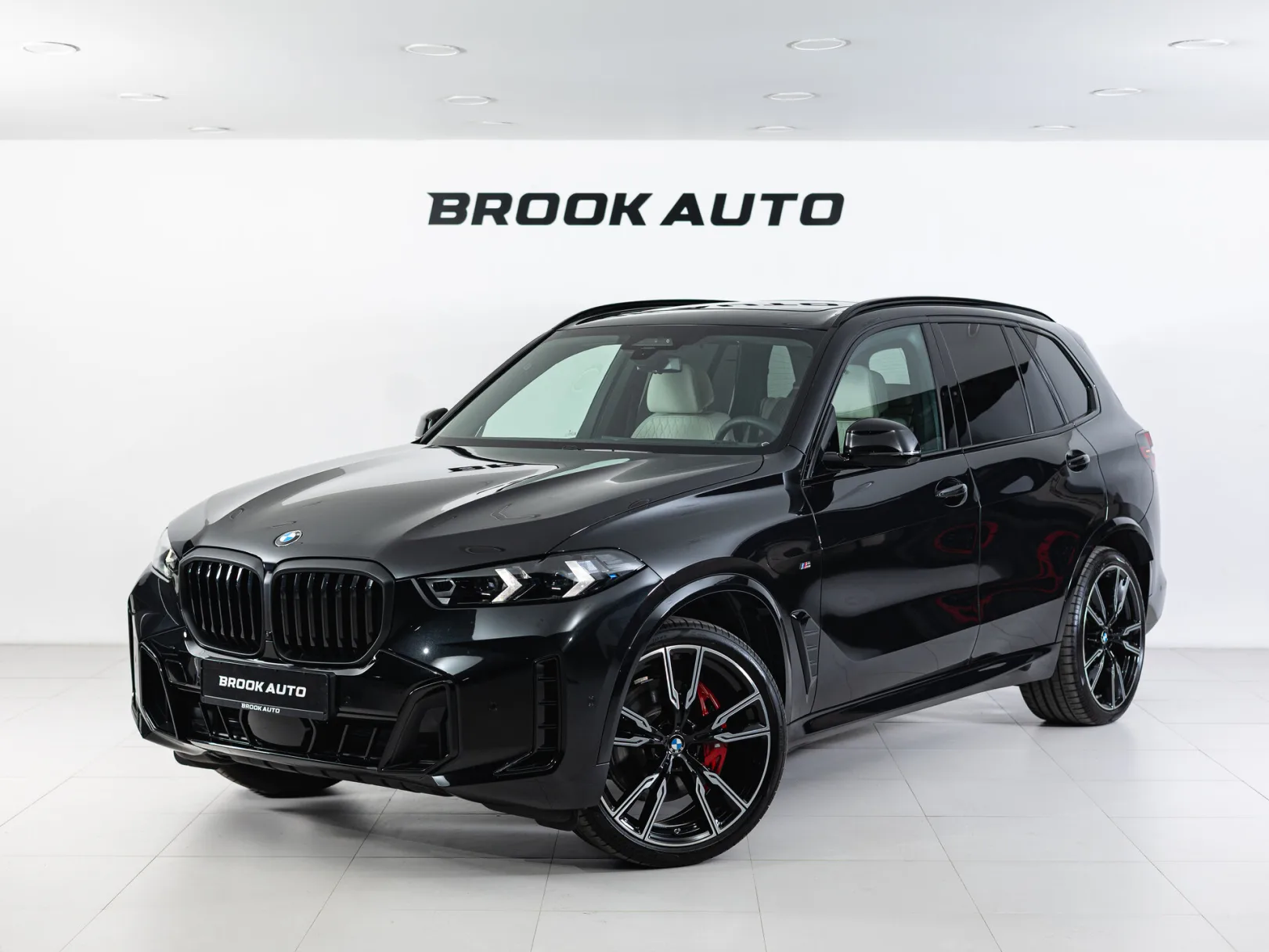 BMW X5 xDrive40d M Sport Pro IV (G05/G18) Рестайлинг, 2025 — экстерьер, фото 1