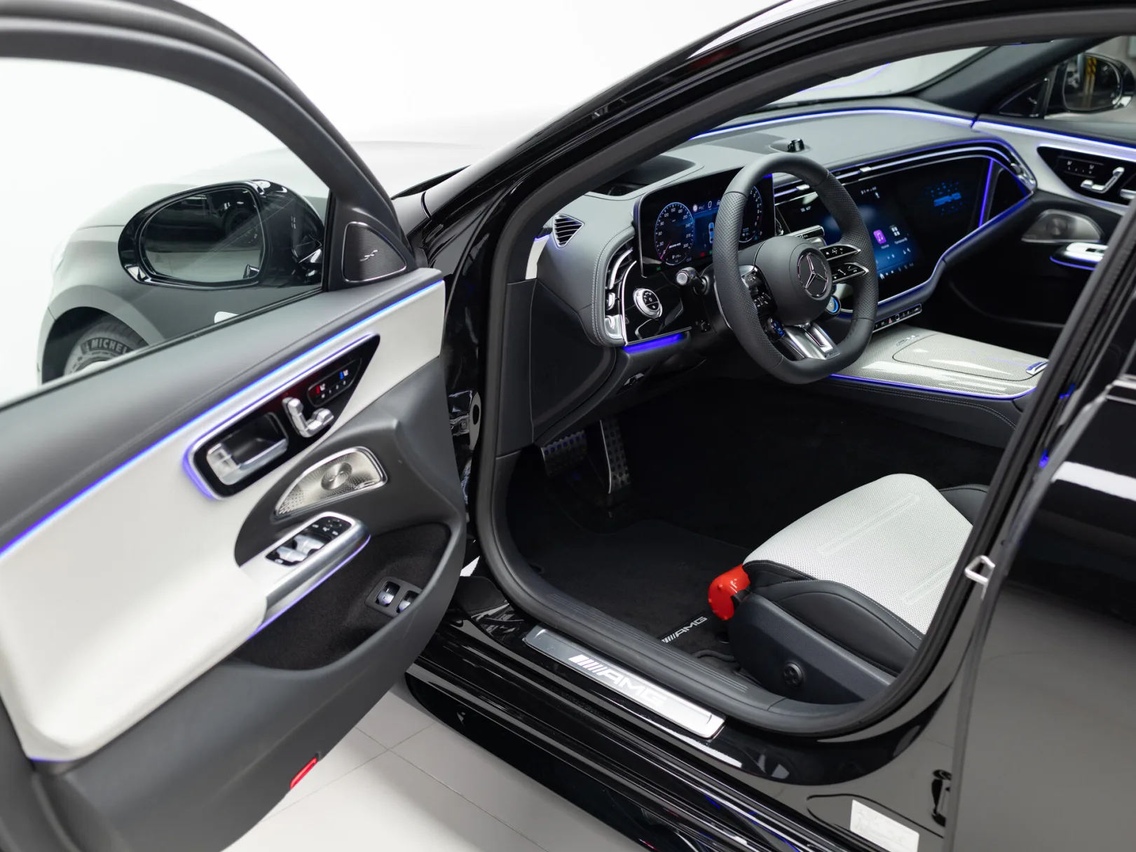 Mercedes-Benz E-Класс AMG E 53 4MATIC+ VI (W214), 2026 — экстерьер, фото 7
