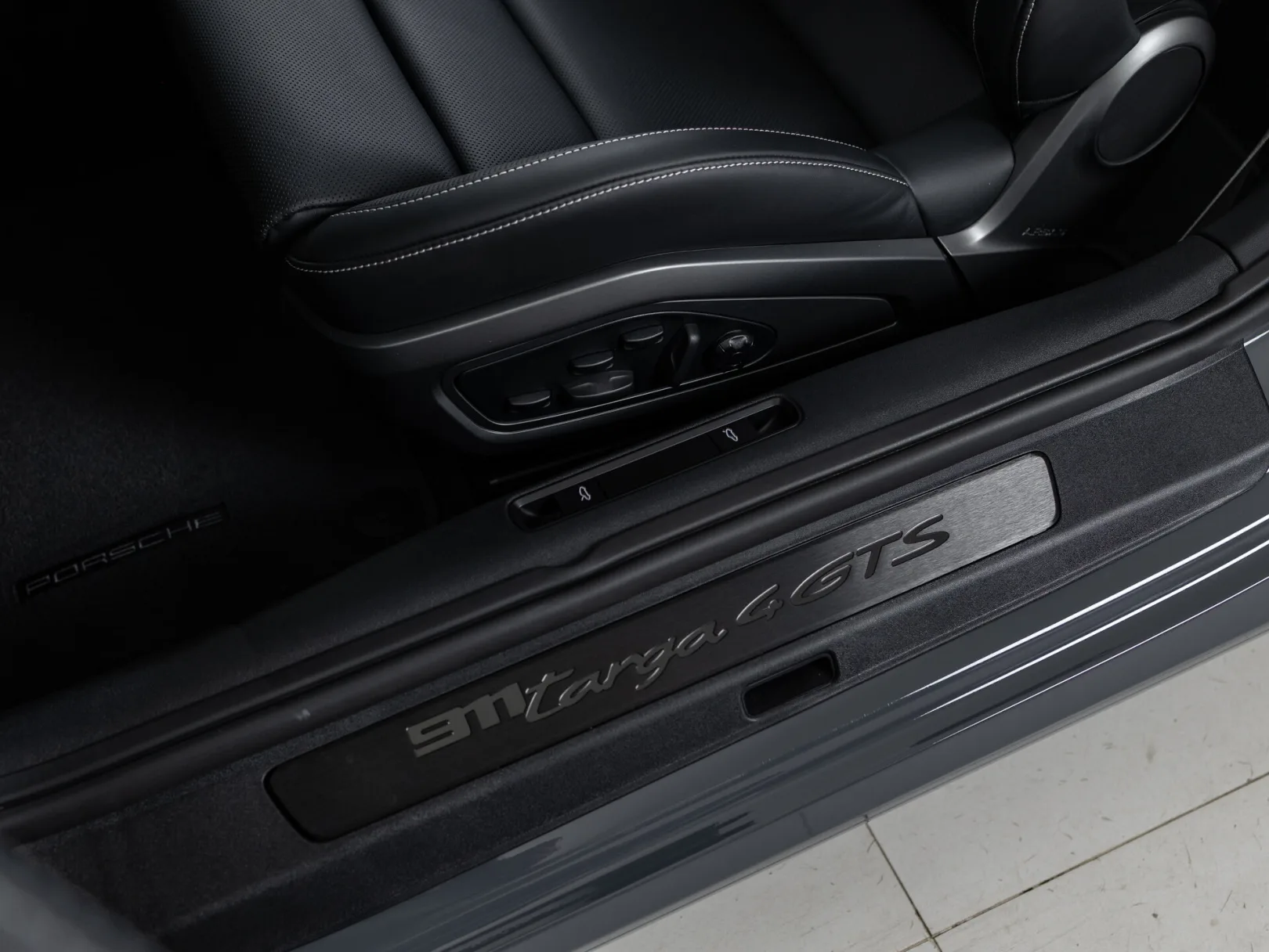 Porsche 911 Targa 4 GTS VIII (992) Рестайлинг, 2026 — экстерьер, фото 18